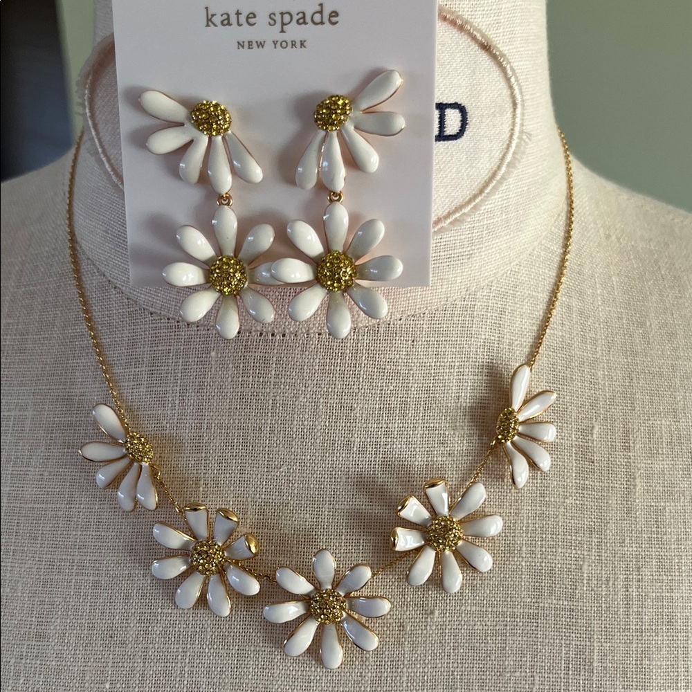 Kate Spade Gold and White Floral Necklace Set - Picture 2 of 6